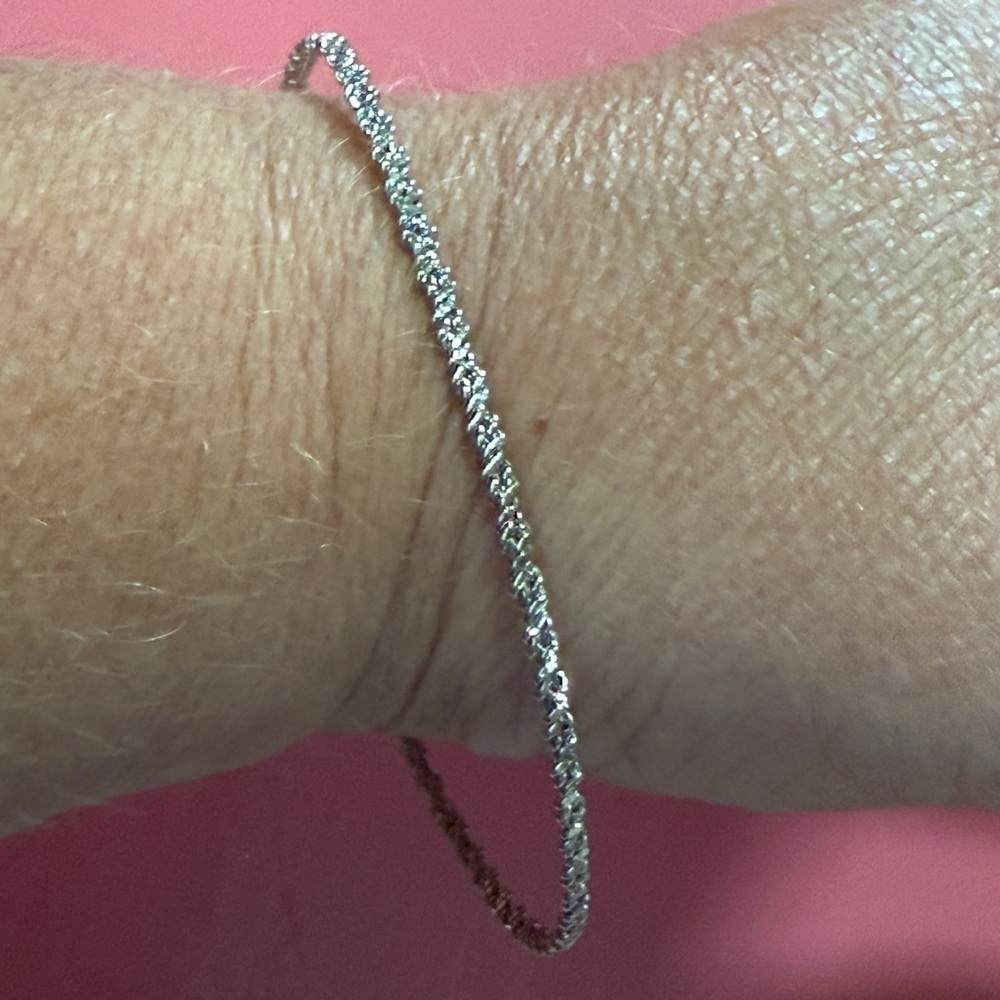 Simple Silver Bracelet - Picture 2 of 4